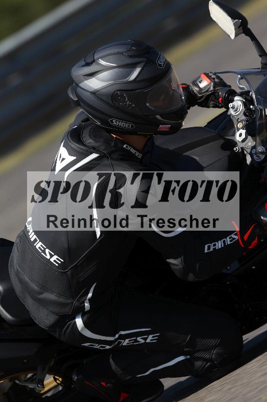 Archiv-2022/50 09.08.2022 MSS und TÖFF Track Day ADR/Gruppe rot/backside